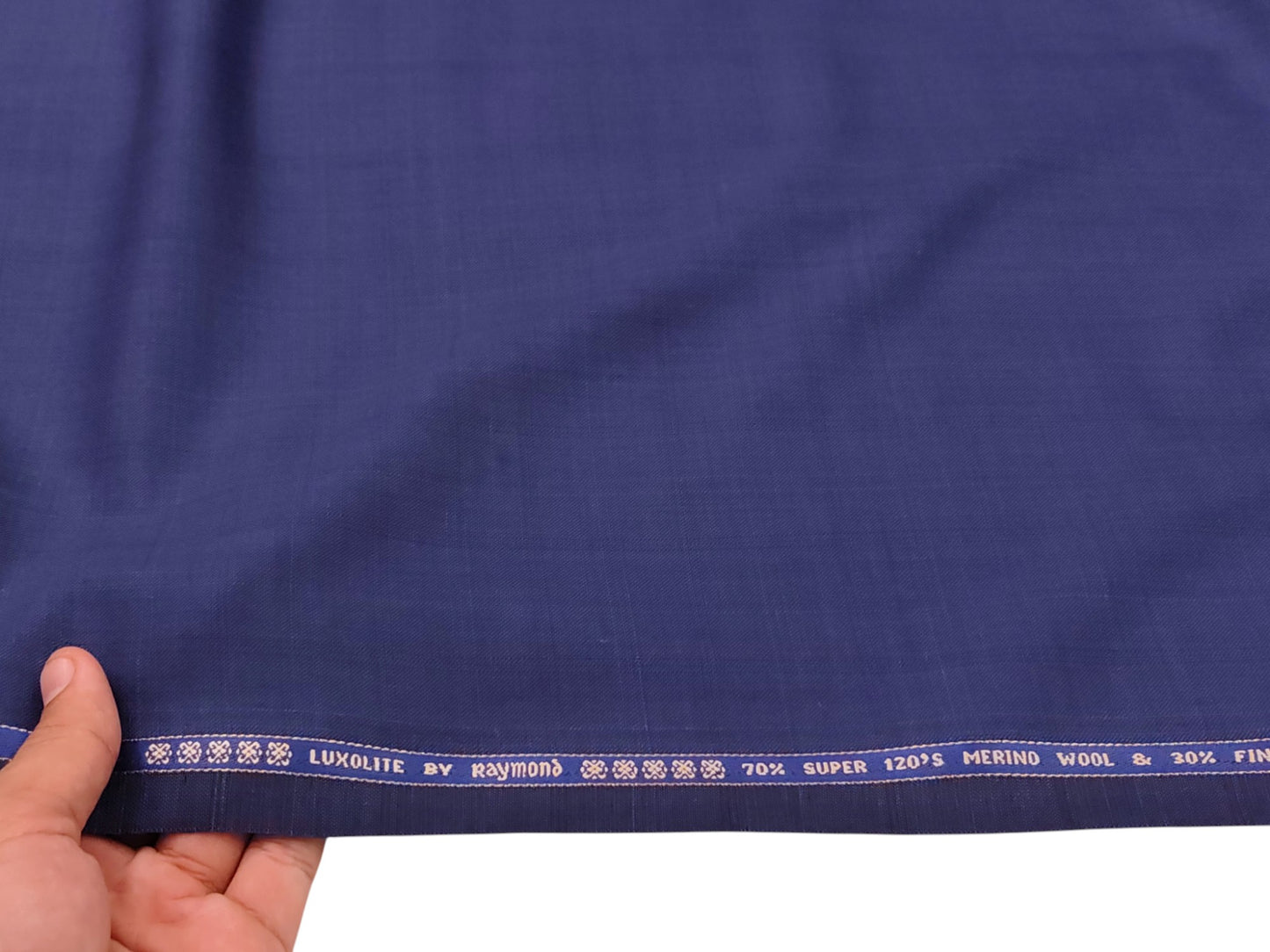 Raymond Luxolite 70% Wool Super 120's Suiting Fabric (Blue, Checks)