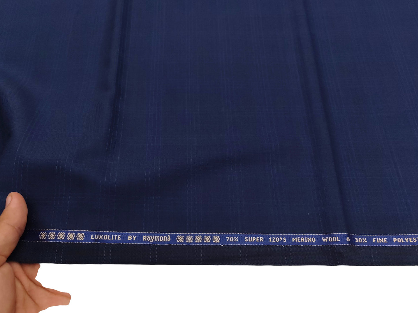 Raymond Luxolite 70% Wool Super 120s Suiting Fabric (Classic Blue, Checks)