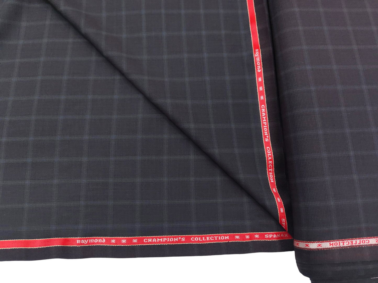 Raymond Spanax Wool Blended Stretched Suiting Fabric (Grey, Checks)