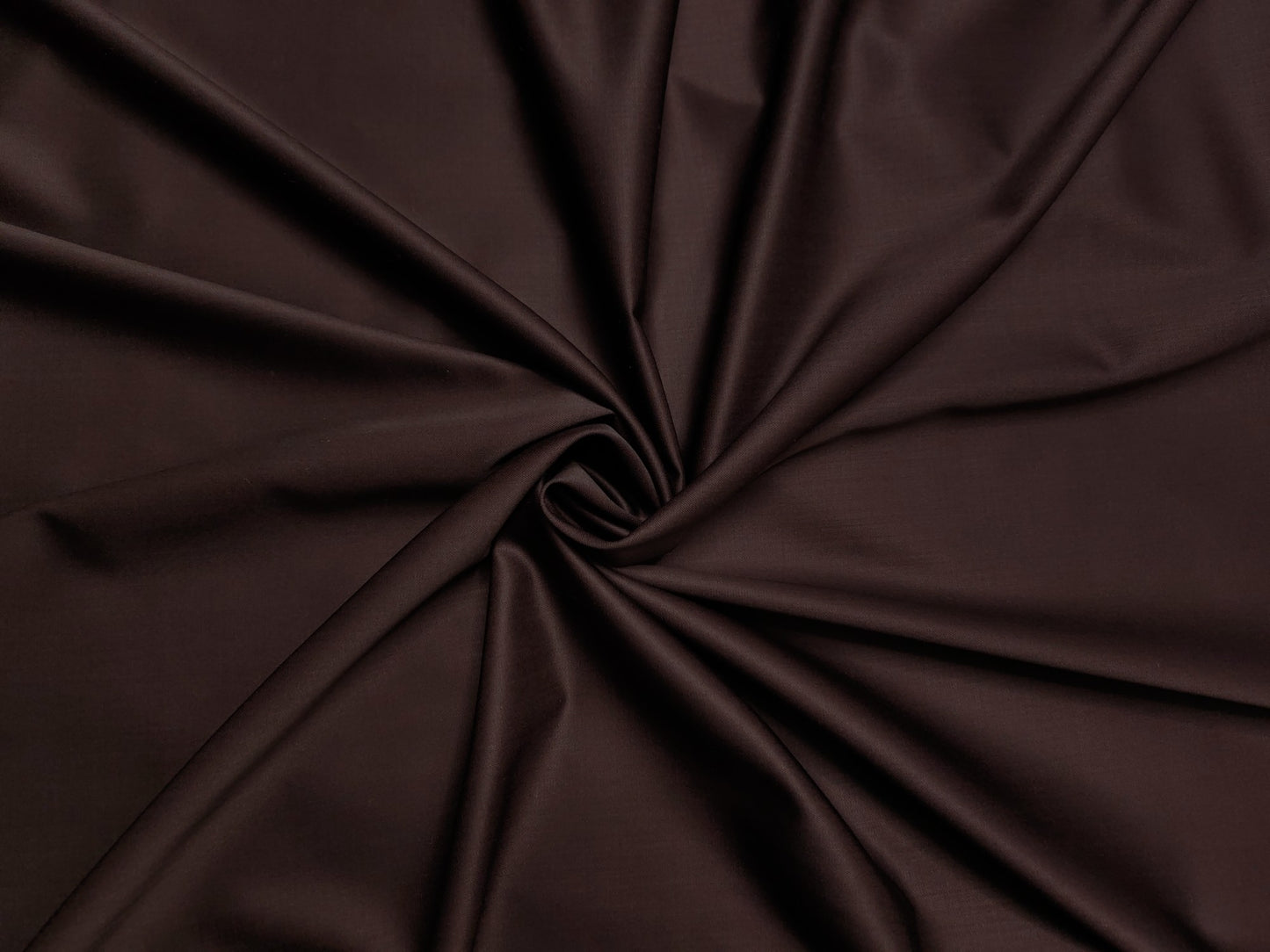 Valenzo 70% 180s Merino Wool Blend Suiting Fabric (Rich Wine, Self Design)