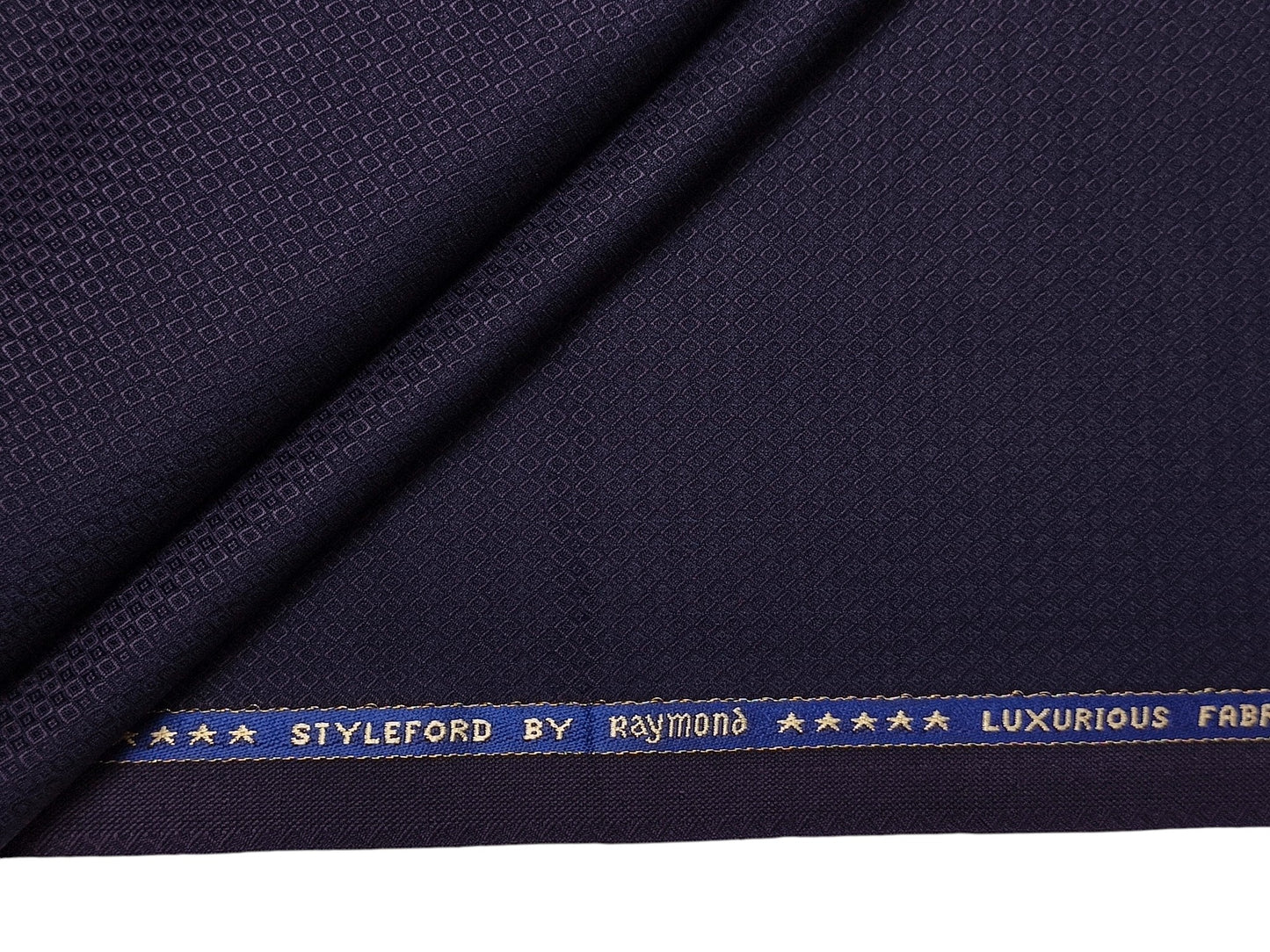 Raymond Styleford 70% Wool Super 130s Suiting Fabric (Violet, Patterned)