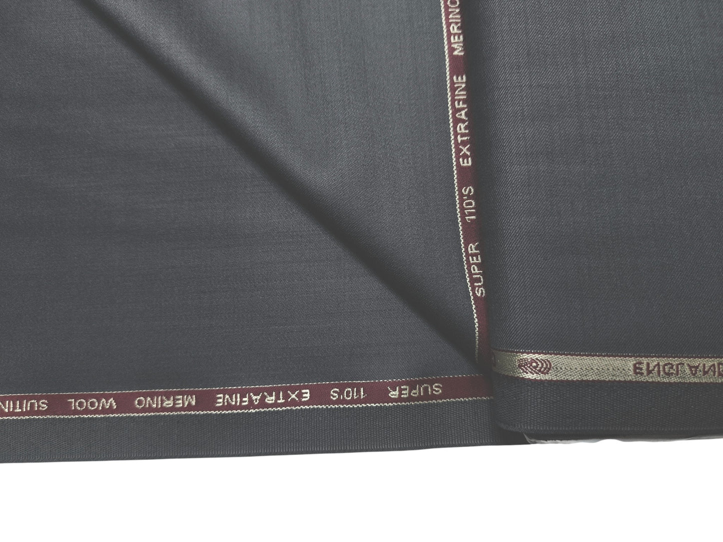 Adlantino Super 110s Extrafine Merino Wool Blended Suiting Fabric (Dark Steel Grey, Plain)