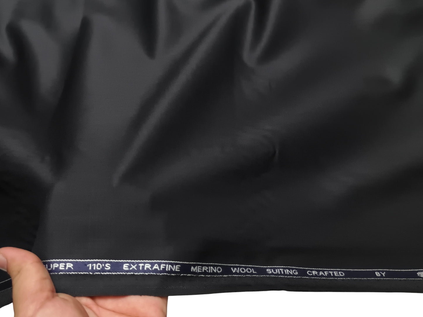 Adlantino Super 110s Extrafine Merino Wool Blended Suiting Fabric (Noir Charcoal, Plain)