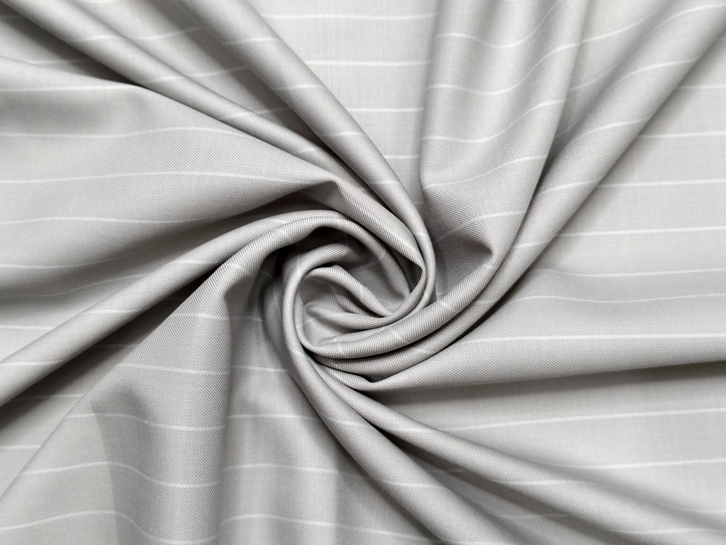 Cavalero Italy Super 130s Extrafine Australian Merino Wool Suiting Fabric (Silver Grey, Pinstripes)