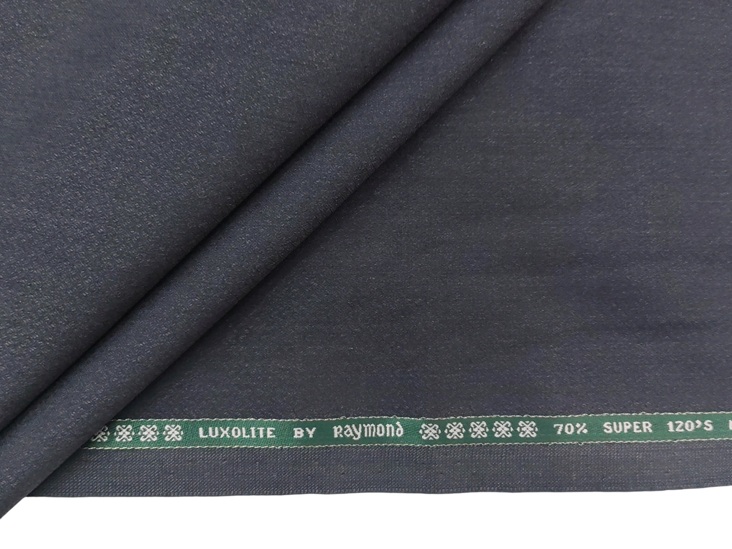 Raymond Luxolite 70% Wool Super 120s Suiting Fabric (Grey , Patterned)