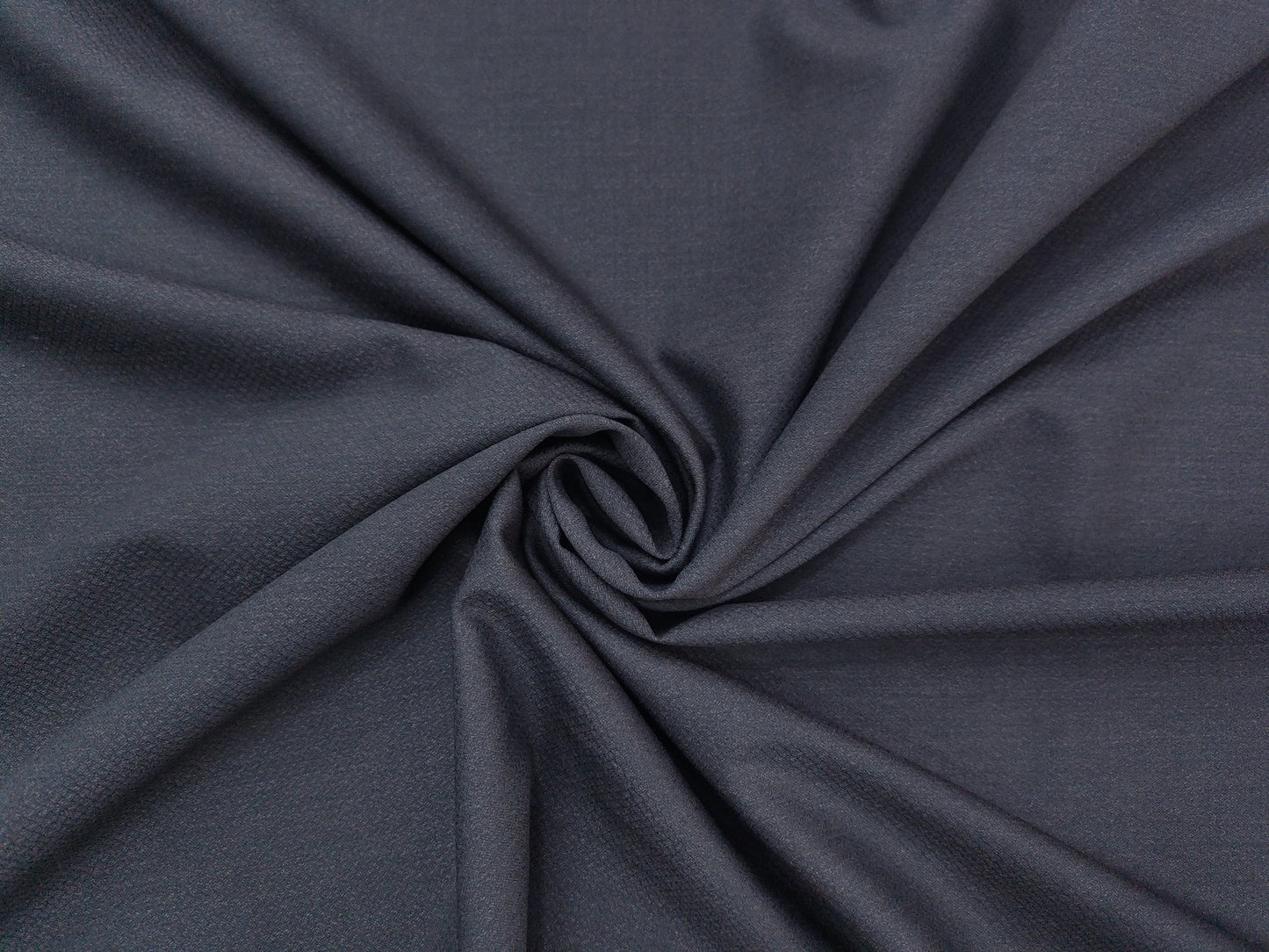 Raymond Luxolite 70% Wool Super 120s Suiting Fabric (Grey , Patterned)