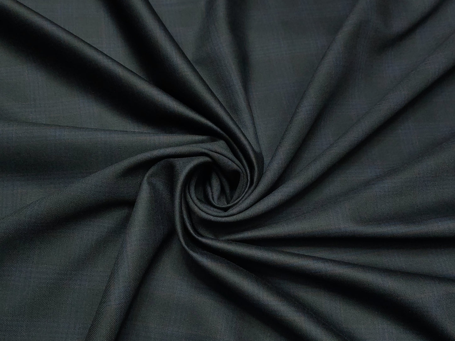 Raymond The Tasmania Collection 70% Wool Super 100s Suiting Fabric (Black, Checks)