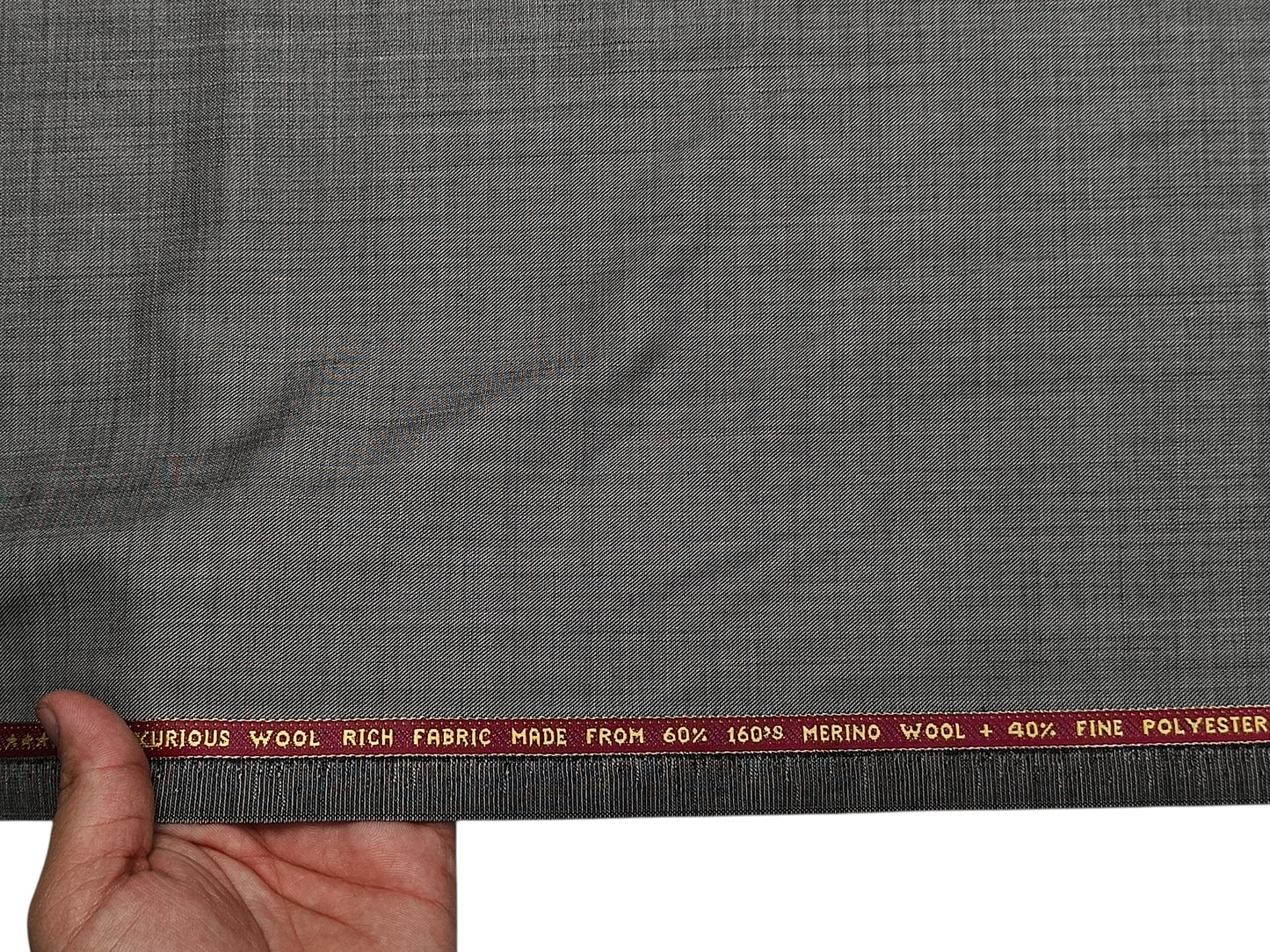 Raymond Super Luxe 60% Wool Super 160s Suiting Fabric (Grey, Self Design)
