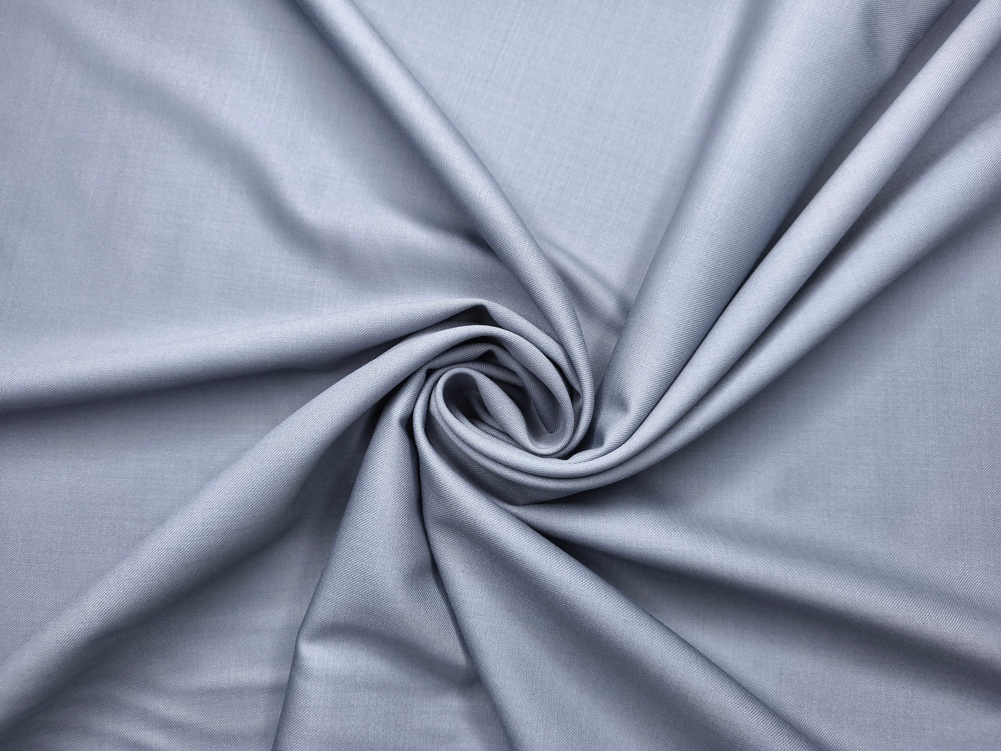 Raymond Royal Opera 70% Wool Super 120s Suiting Fabric (Light Blueish Grey, Plain)