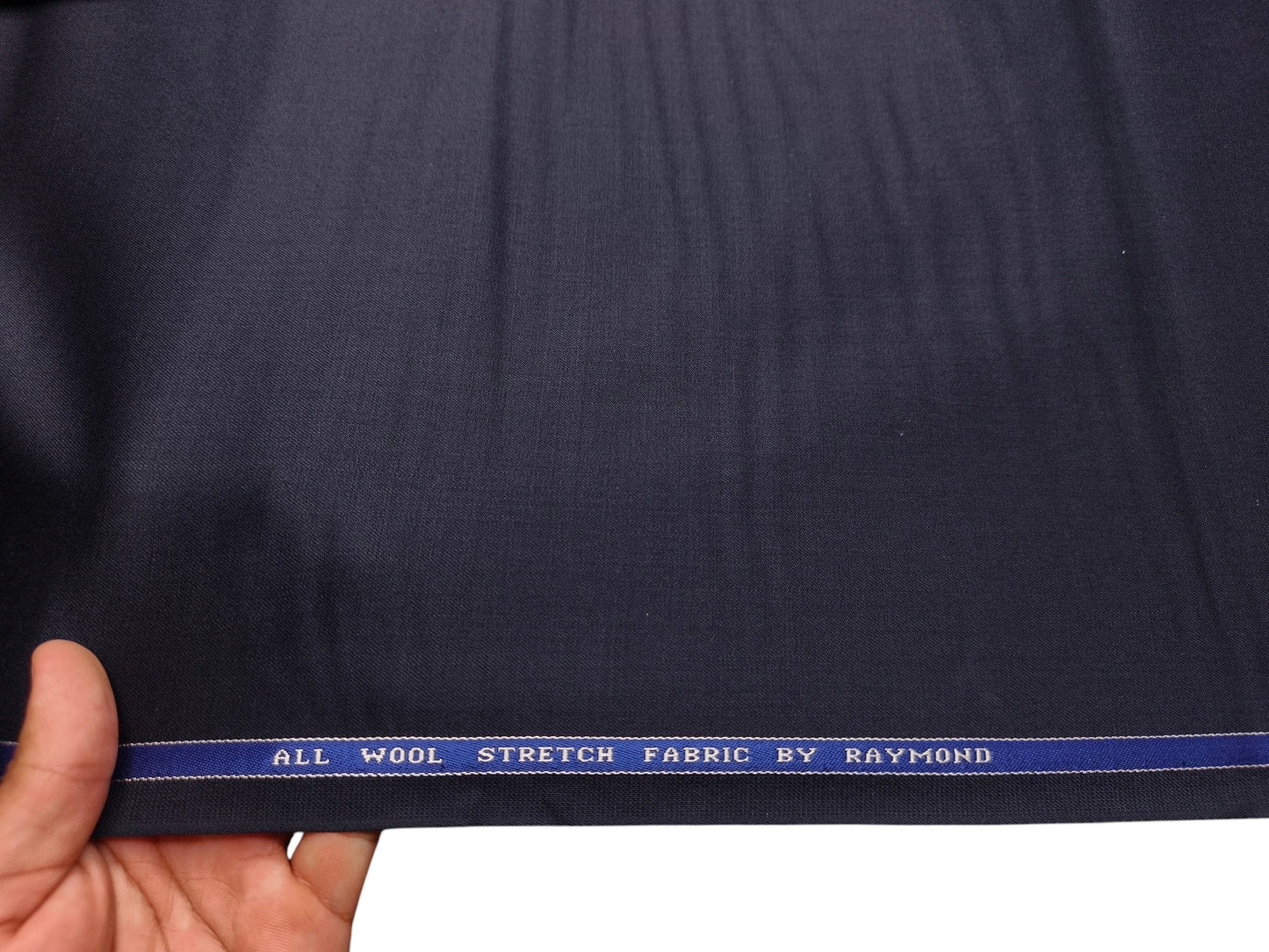 Raymond 100% Wool Stretch Lightweight Suiting Fabric (Navy Blue, Plain)