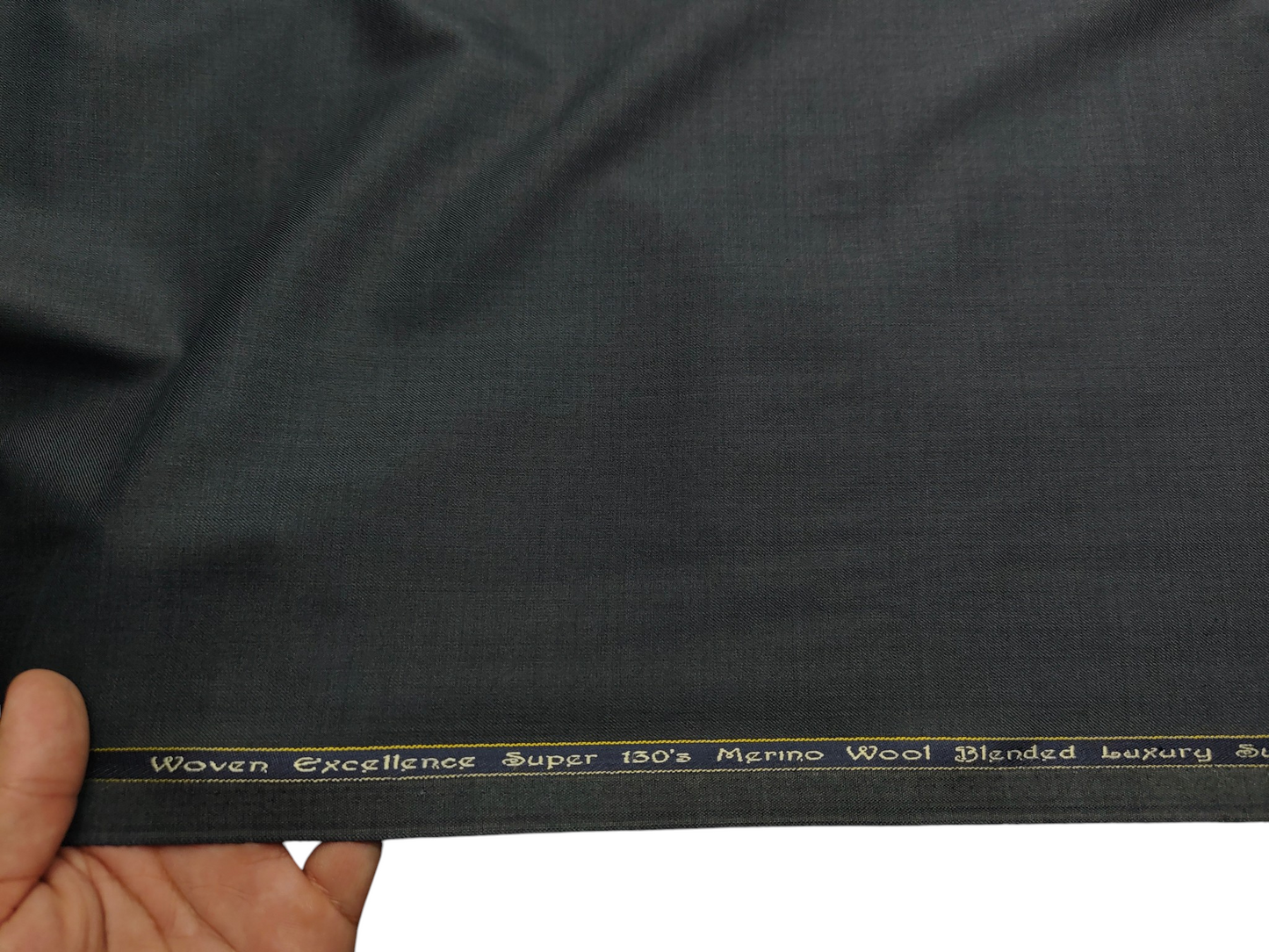 Georgia Gullini Italy Super 130s Merino Wool Blended Suiting Fabric (Charcoal Grey, Plain)