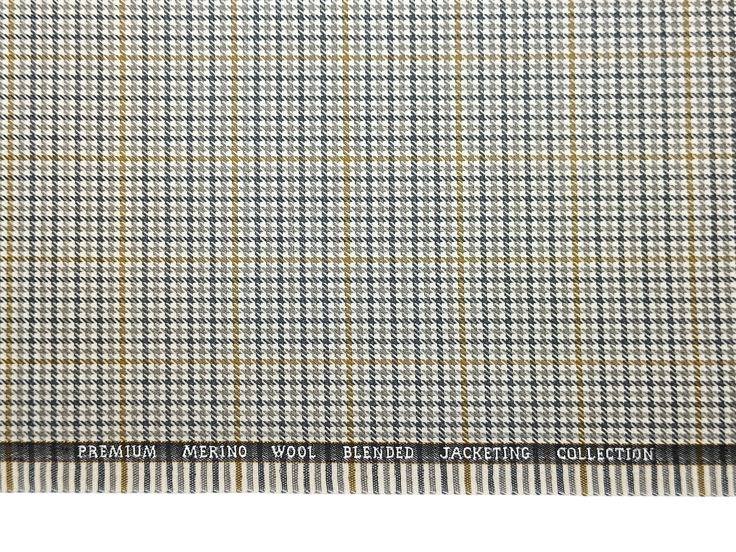 Cavalero Italy Premium Merino Wool Blend Jacketing Suiting Fabric (Cream & Grey, Checkered Hondstooth)