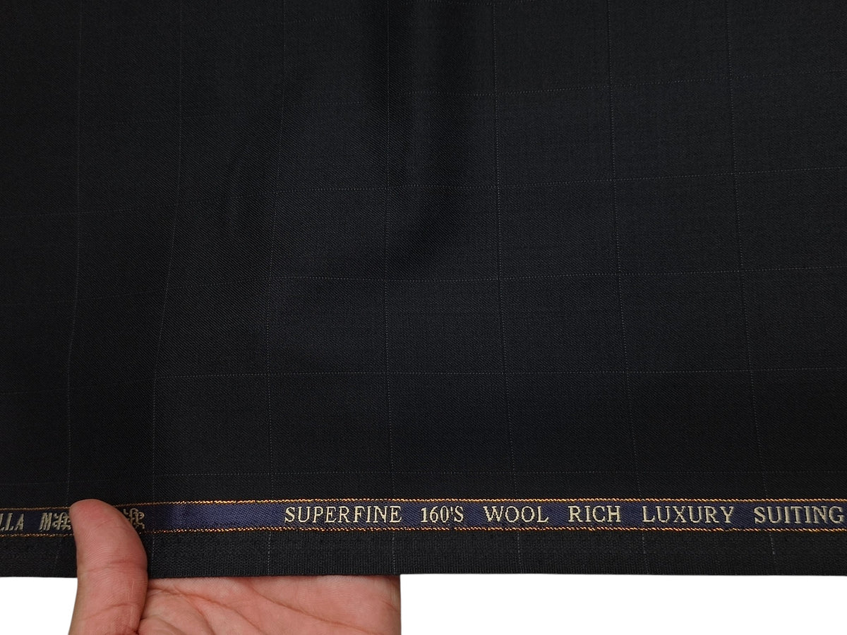 Georgia Gullini Italy Re Della Moda 70% Wool Super 160s Wool Blended Premium Suiting Fabric (Black , Checks)