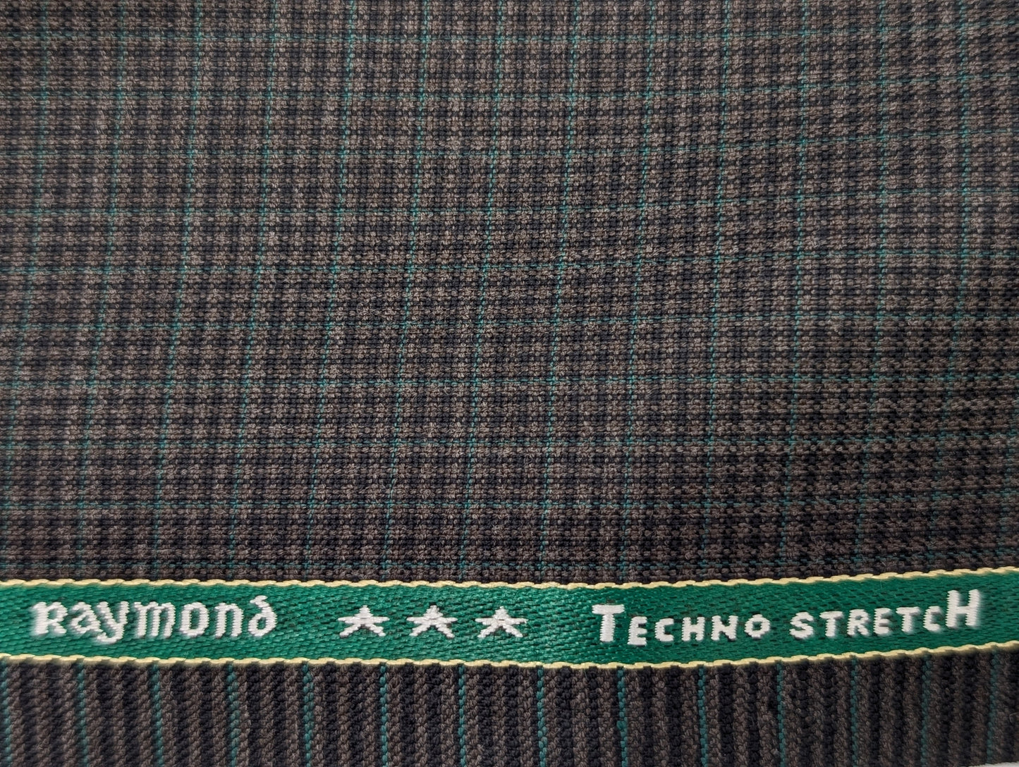 Raymond TechnoStretch Wool Blend Unstitched Checkered Suiting Fabric